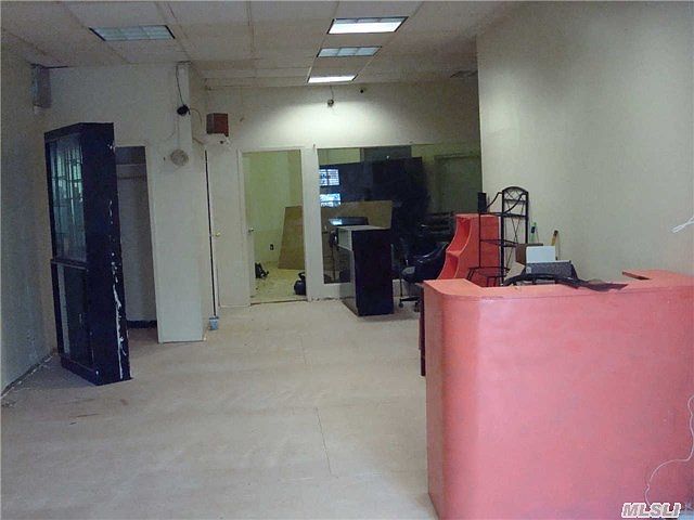 2nd image of 18704 Linden Blvd