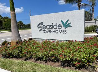 307 SE Halifax Ln, Stuart, FL 34994