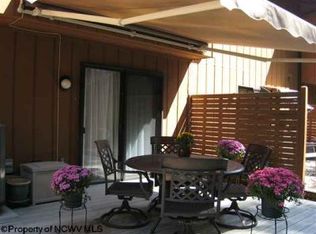 203 Morgan Dr, Morgantown, WV 26505