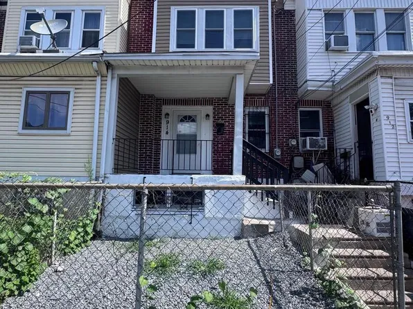 914 N 19th St, Camden, NJ 08105