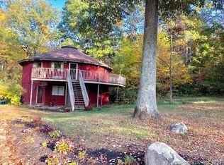 627 Hampton Rd, Abington, CT 06230