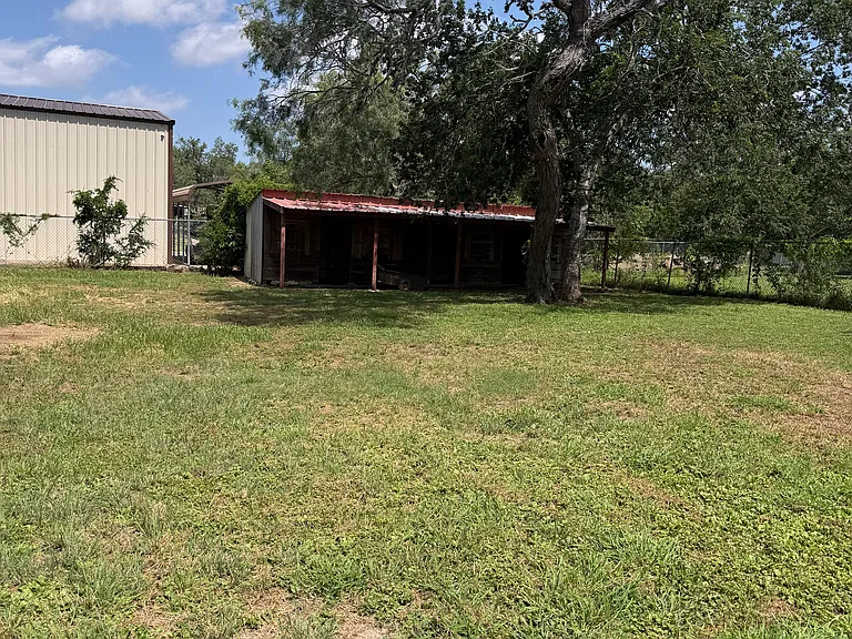2723 Triple Tree Dr — Photo 9