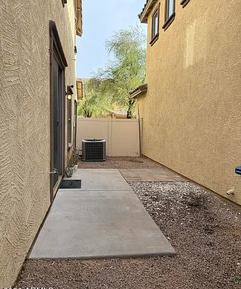 5811 E Grove Ave — Photo 16