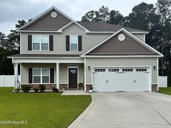 1010 Sailfish Street, New Bern, NC 28562