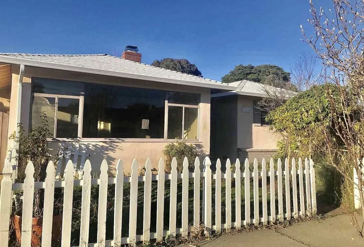 3864 Lassen Drive — Photo 1