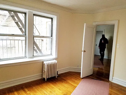 Rented by Chris Stewart, LREB | media 6