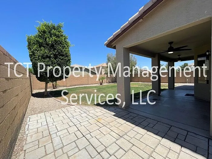 2424 W Saint Kateri Dr — Photo 16