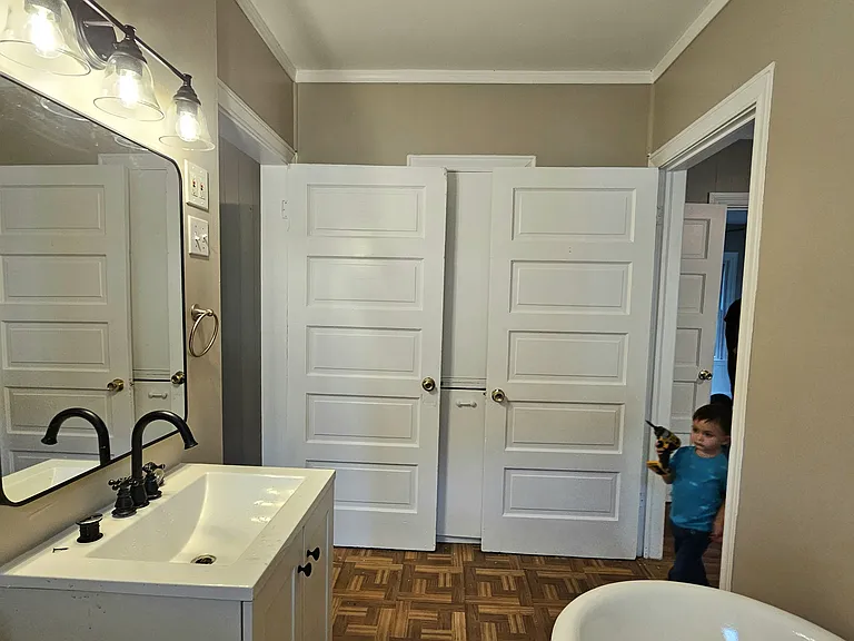 4423 Avenue K — Photo 15