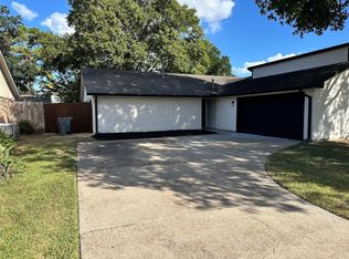 7410 Woodoak Dr, Houston, TX 77040