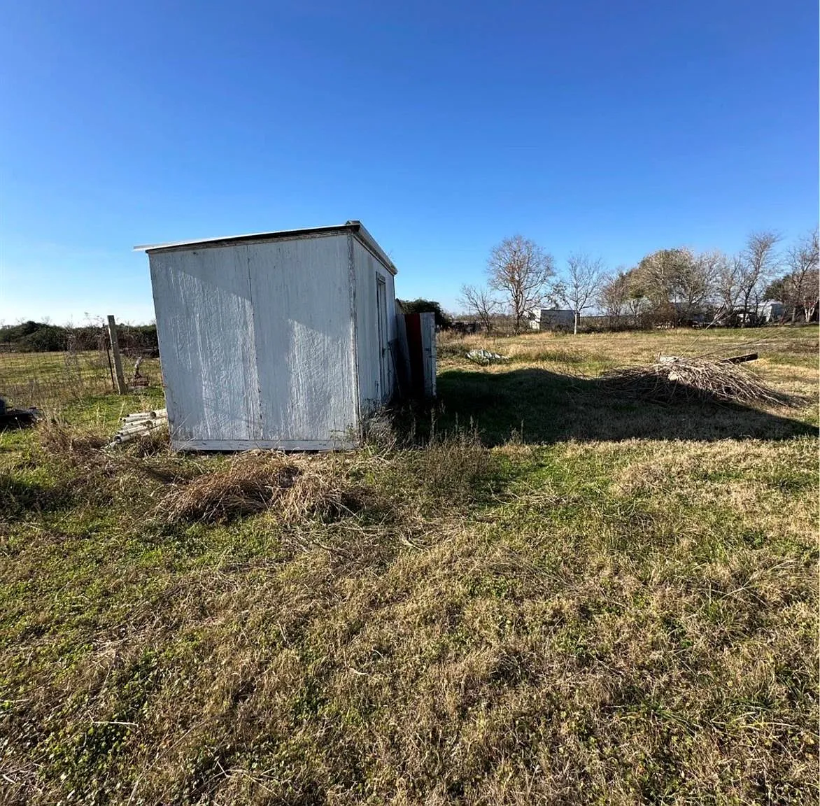 Studio, $750 — Photo 4