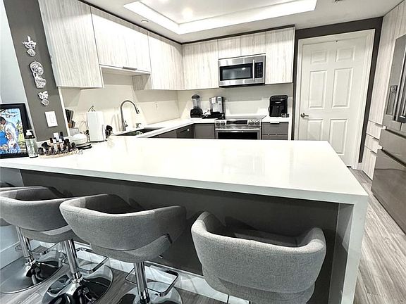 4th image of 9725 NW 52nd St APT 114