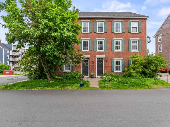 412 2nd Street #1, Rollinsford, NH 03869