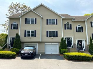 11 Church St #B, Sutton, MA 01590