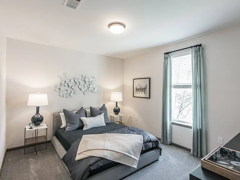Village at Westland Cove Apartments — Photo 8