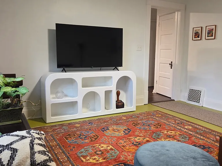 605-2 N 70 E — Photo 8