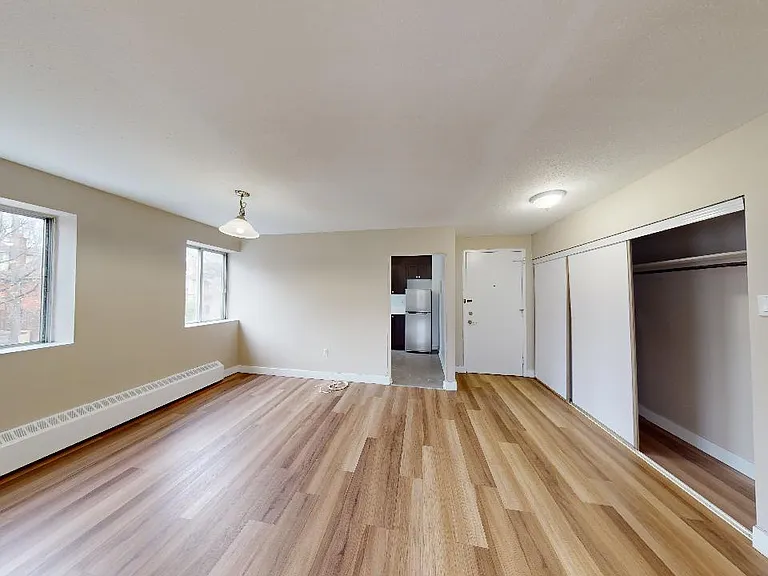 255 Stewart St — Photo 34