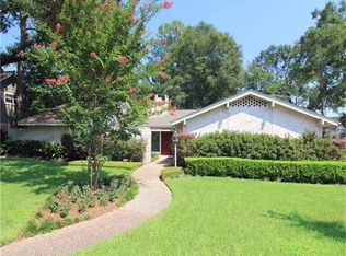 126 Plantation Rd, Houston, TX 77024