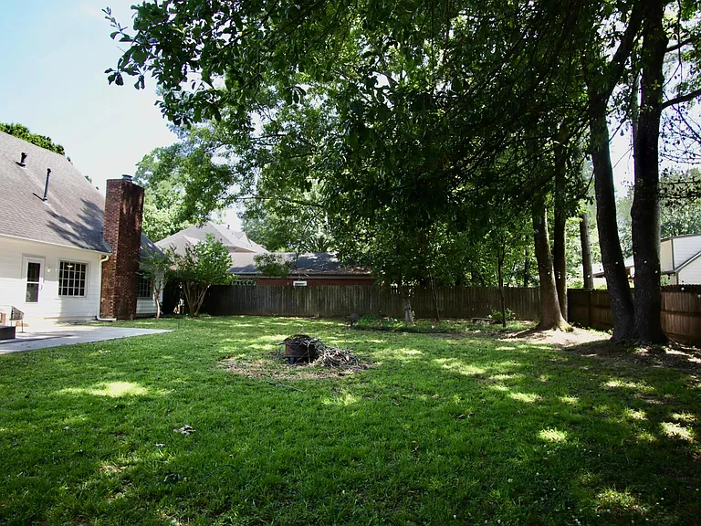 2155 Night Shade Dr — Photo 23