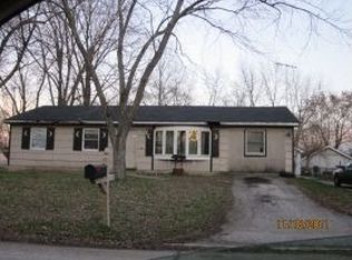 755 Heritage Rd, Valparaiso, IN 46385