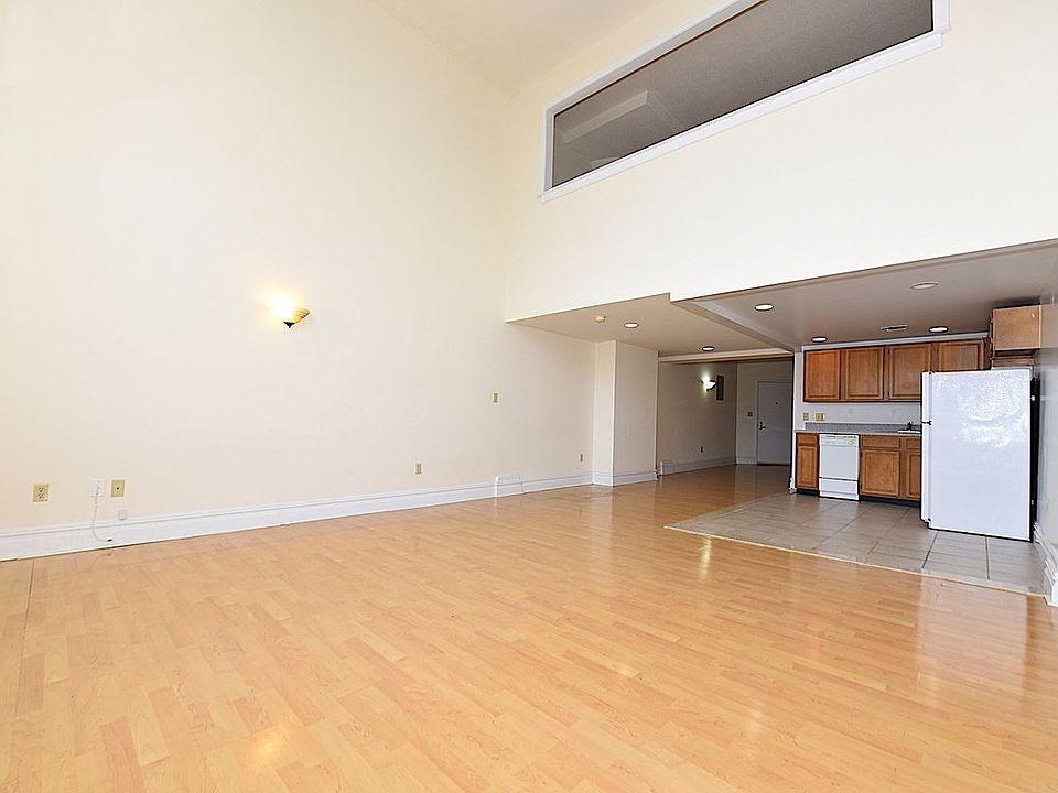 1st image of 1919 24th Ave APT L114