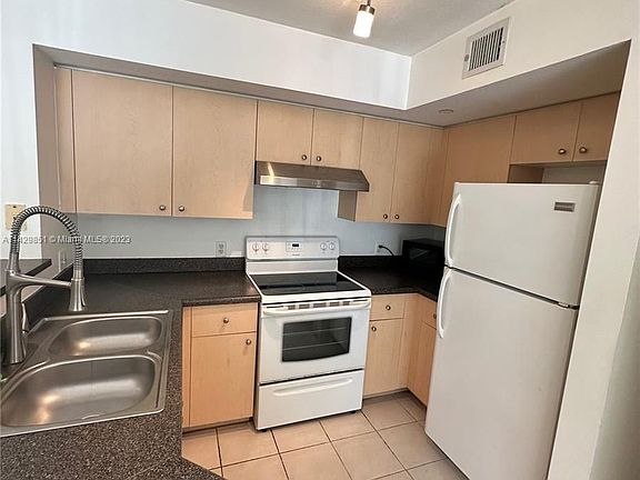 5th image of 4171 San Marino Blvd APT 101