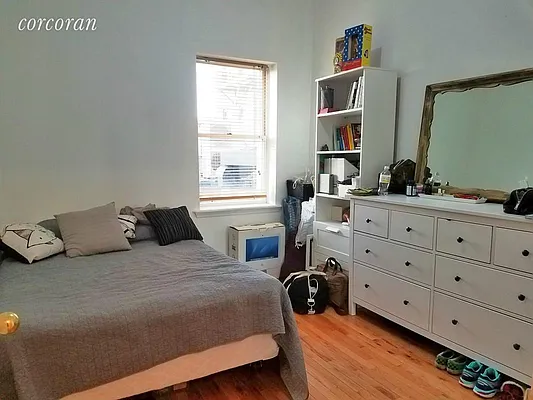 Rented by Corcoran | media 21