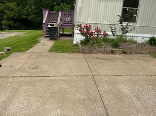 374 Oakland Woods Dr, Festus, MO 63028