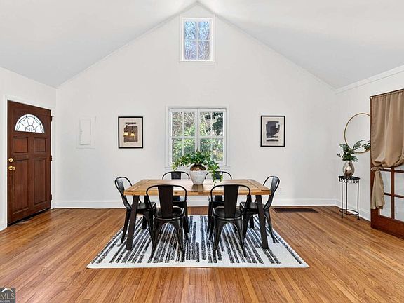 4th image of 421 Emory Dr