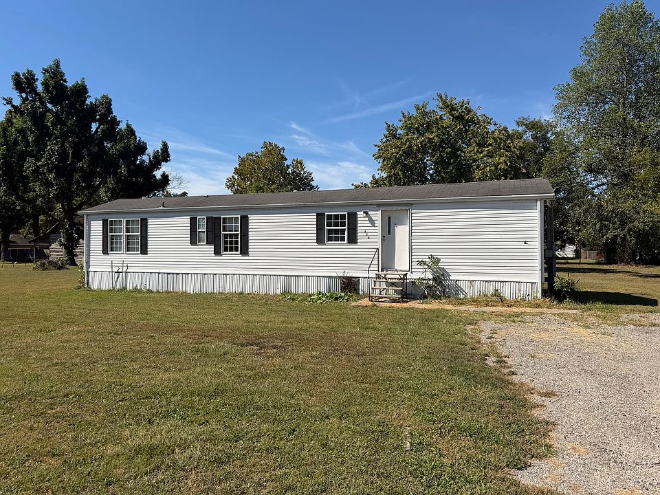 1st image of 313 N Leonard St