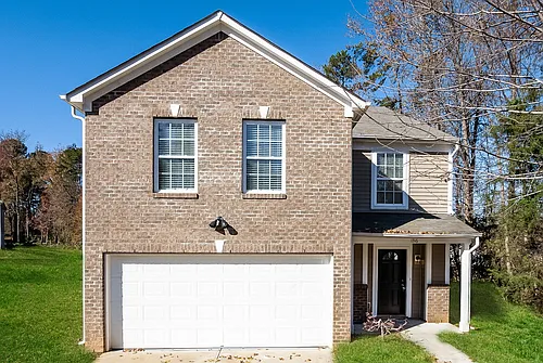 1316 Waterlily Ln Photo 1