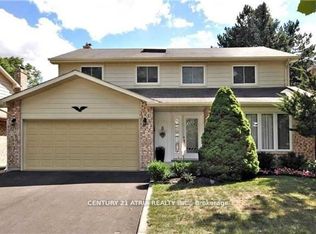 210 Centre St W, Richmond Hill, ON L4C 5K1