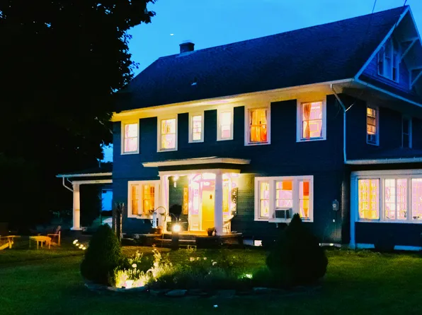 (undisclosed Address), York, NY 14592