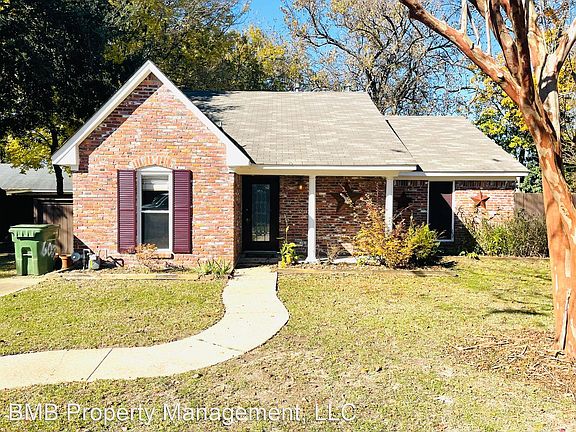 3rd image of 6005 Bolingbrook Dr