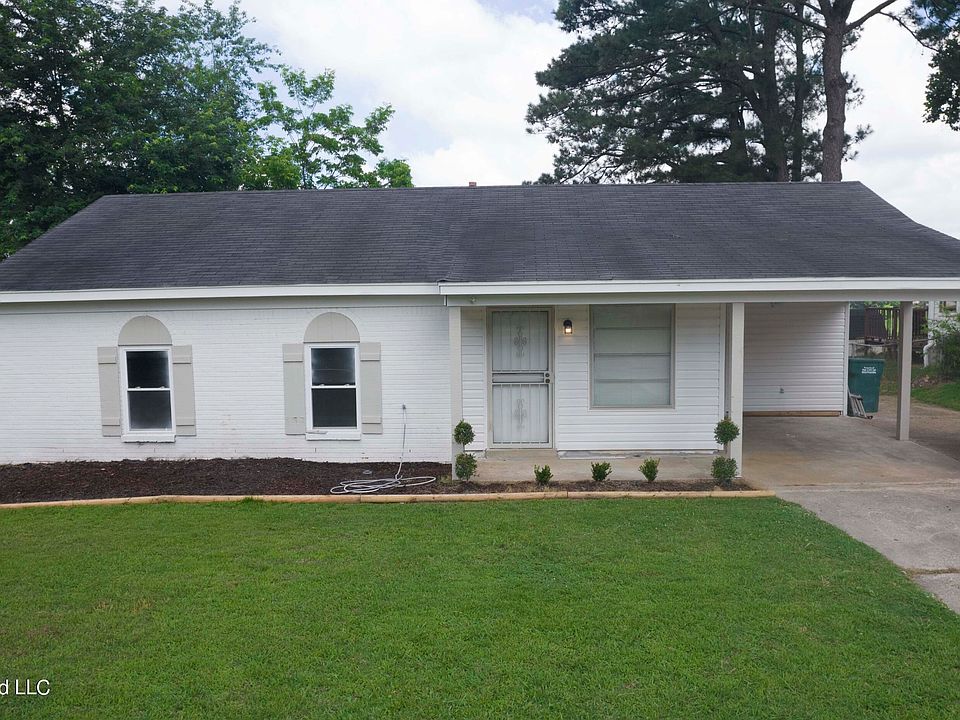 1st image of 7865 Southaven Cir W