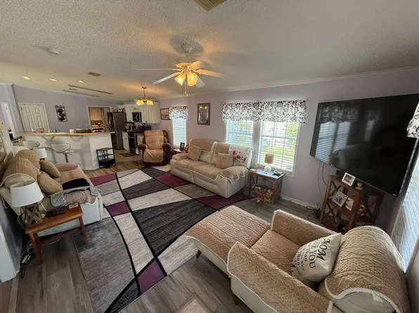 6084 Tierra Entrada, North Fort Myers, FL 33903