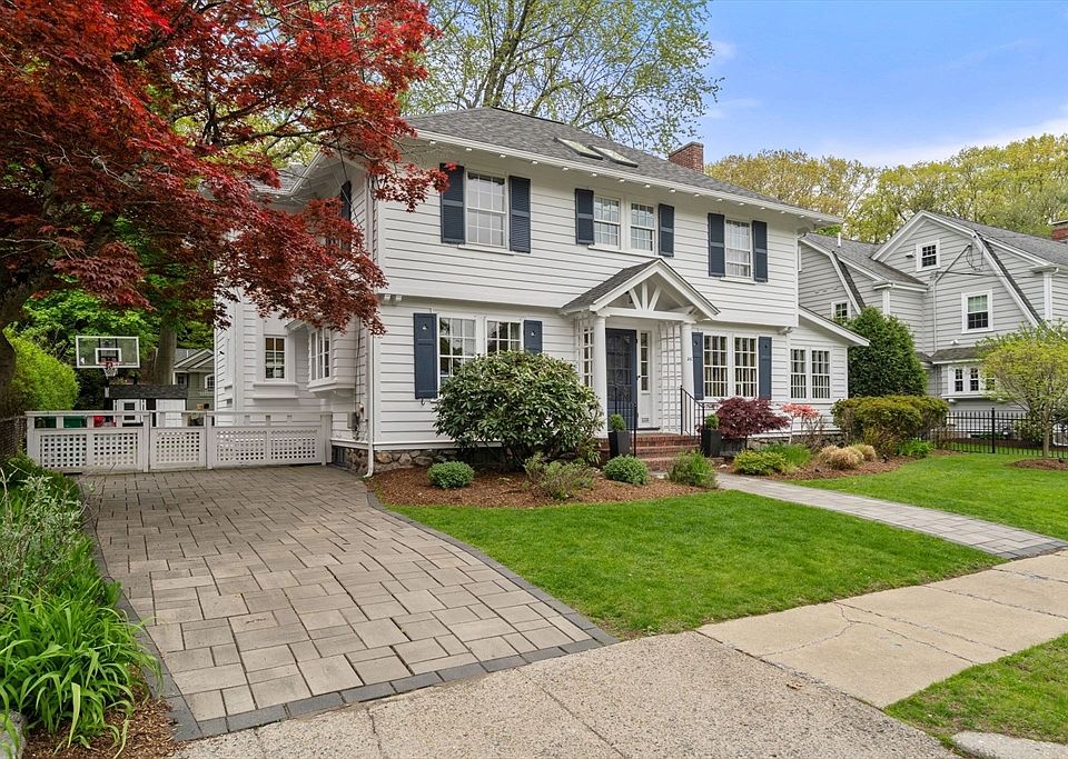 1st image of 26 Berkshire Rd