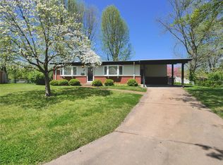4 Santa Anita Ct, Florissant, MO 63033
