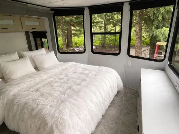 8657 Spring Valley Rd, Newport, WA 99156