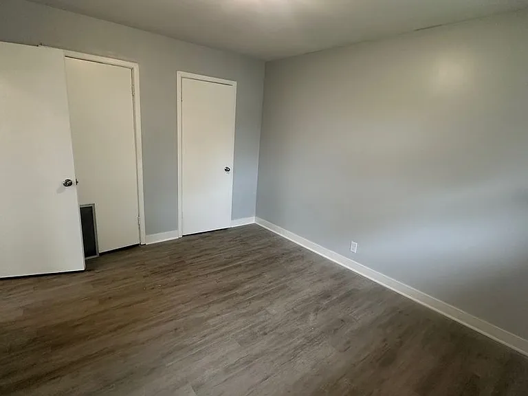 7230 W Lakefield Dr — Photo 4