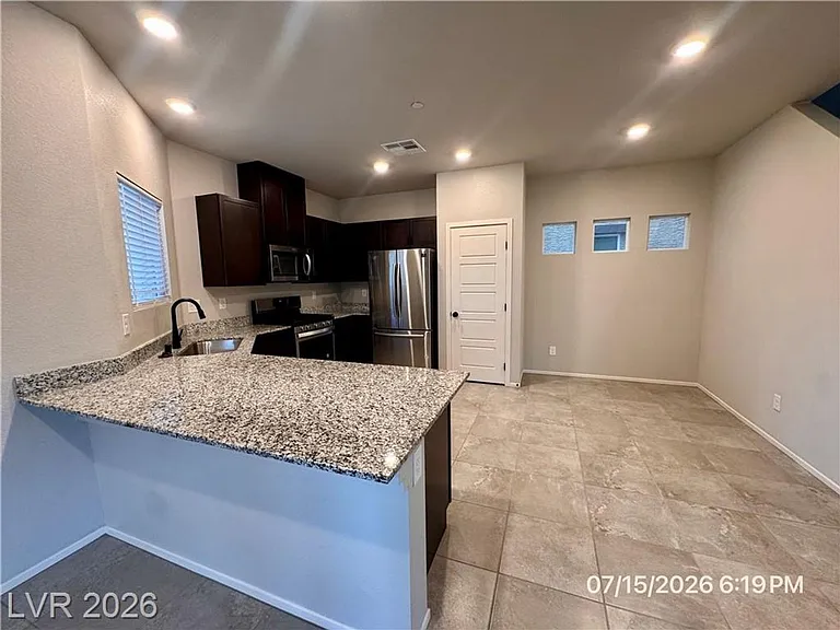7461 Opal Star St — Photo 12