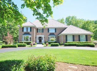 345 Persimmon Dr, St Charles, IL 60174