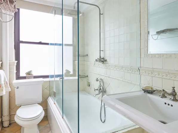 235 East 73rd Street image 5 of 8