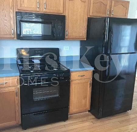 2nd image of 3603 Flowermeadow Ct