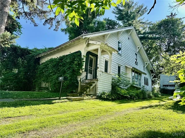 214 Montrose Ave, Syracuse, NY 13219