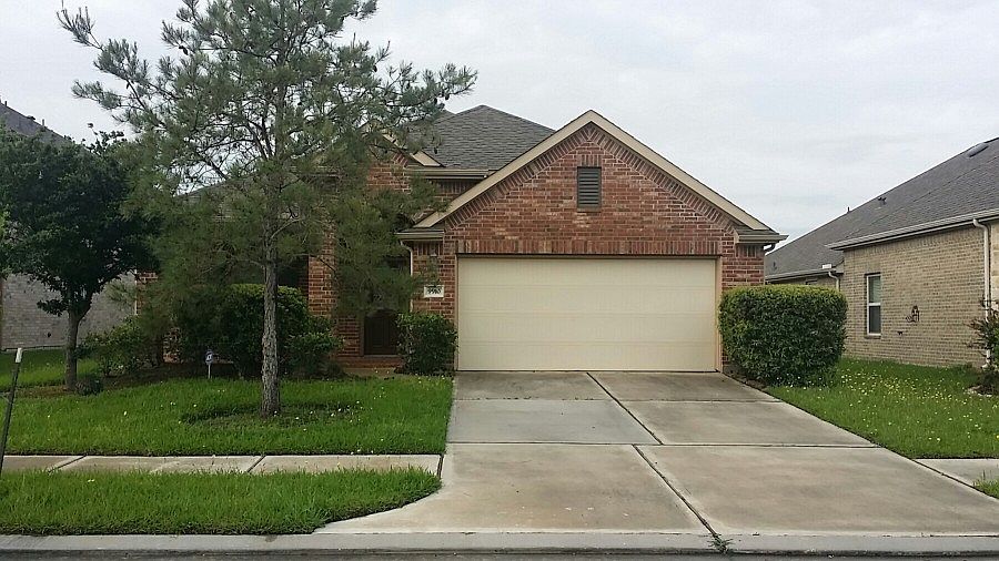 1st image of 9910 Heritage Water Ct