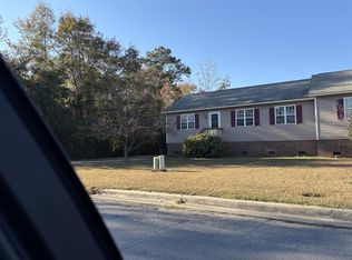 202 Trappers Trl, New Bern, NC 28560