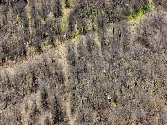 2nd image of 14947 Robin Rd