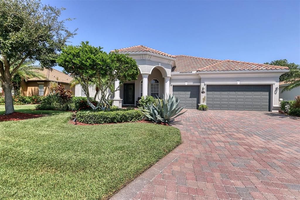 7525 Heritage Grand Pl