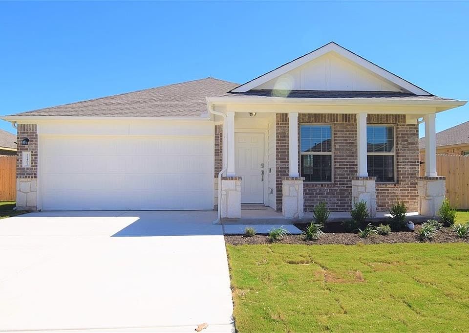 1st image of 21405 Wilmiller Ln
