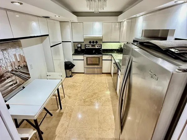 3010 N Course Drive #106, Pompano Beach, FL 33069